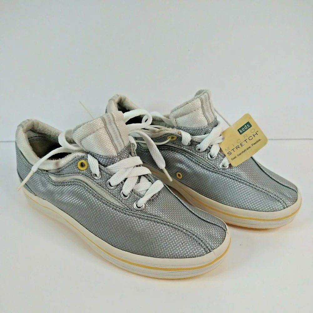 KEDS Micro Stretch Youth Comfort Lace Up silver Casual Walking sneakers‎ Sz 3